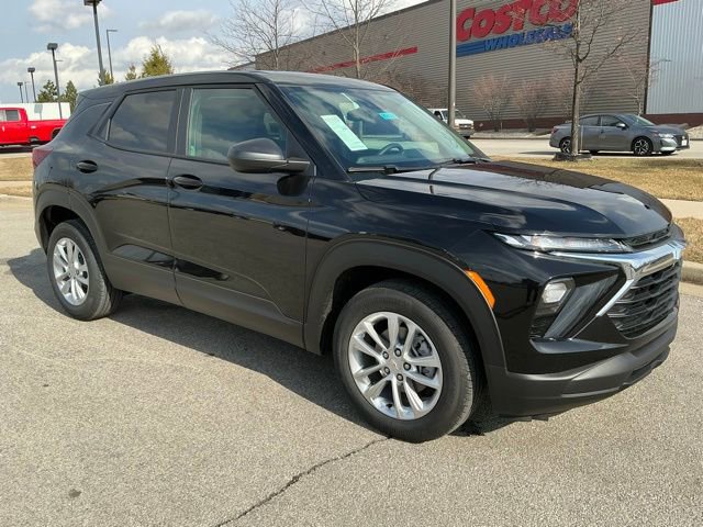 New 2026 Chevrolet TrailBlazer LS image 2