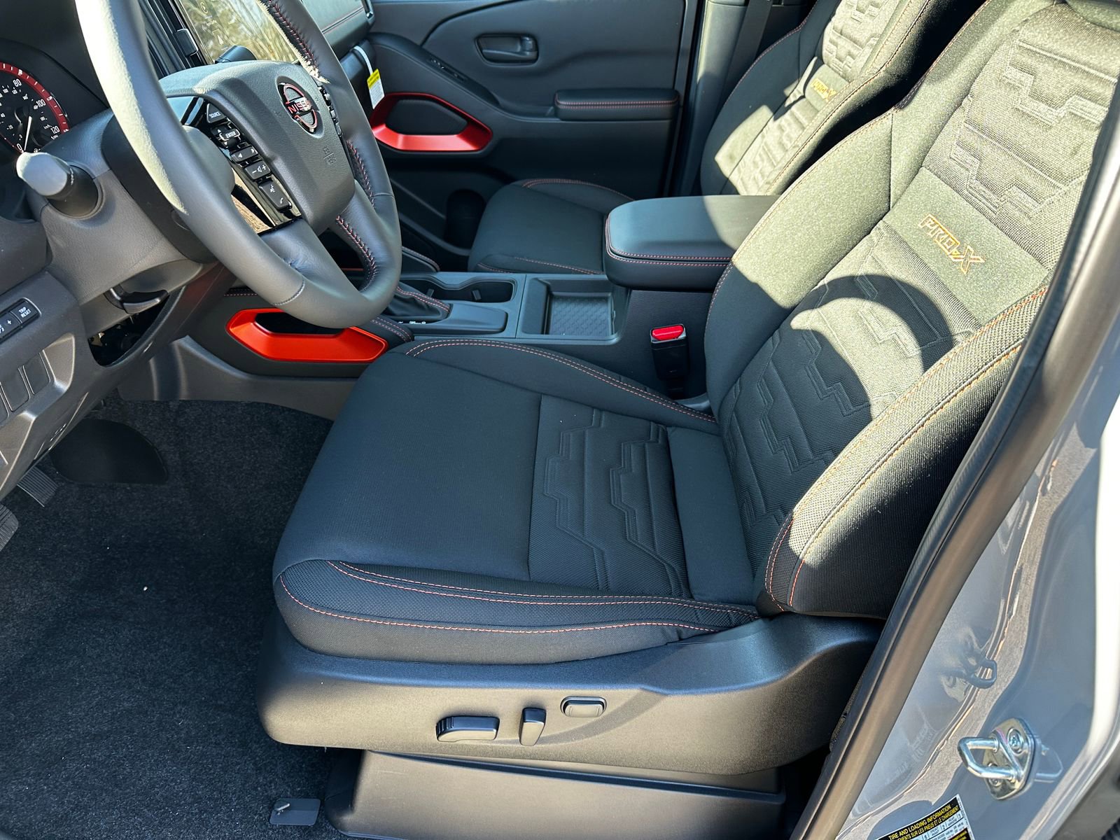 New 2026 Nissan Frontier Pro-X w/ Tow Package image 9