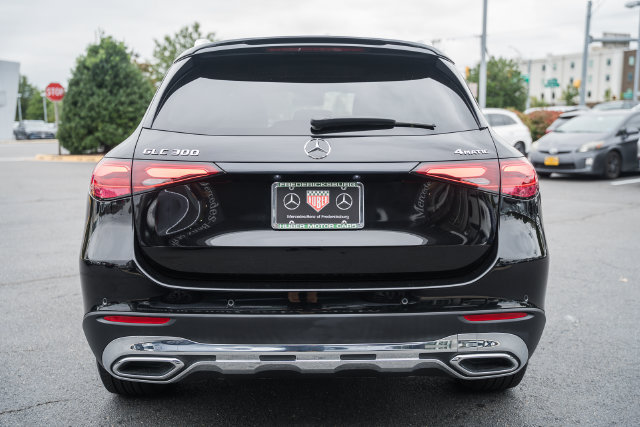 Used 2023 Mercedes-Benz GLC 300 4MATIC image 6
