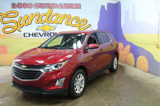 Used 2019 Chevrolet Equinox LT w/ Driver Convenience Package image 2
