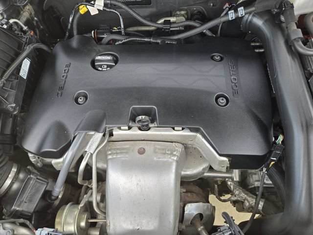 Used 2020 Chevrolet Equinox LT FWD image 30