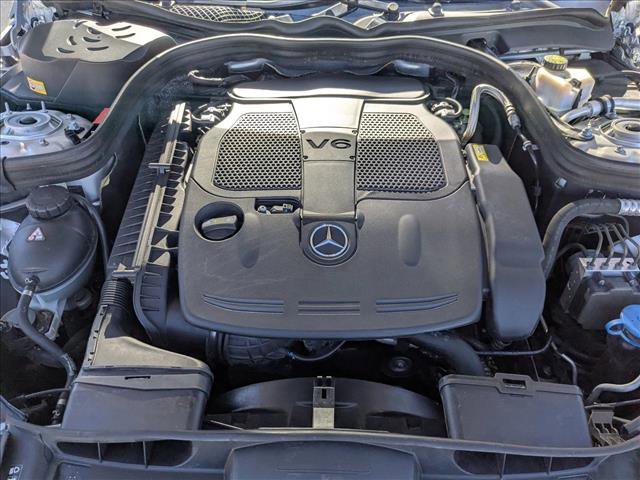 Used 2014 Mercedes-Benz E 350 4MATIC Sedan image 24