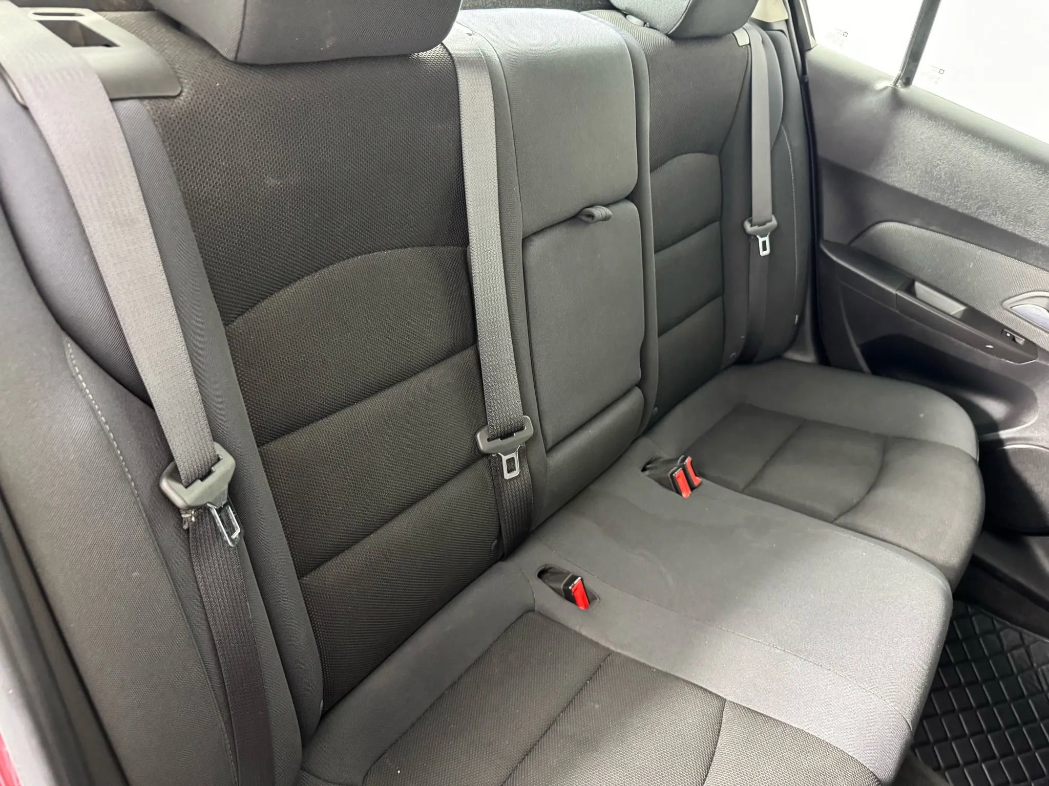 Used 2016 Chevrolet Cruze LT image 33