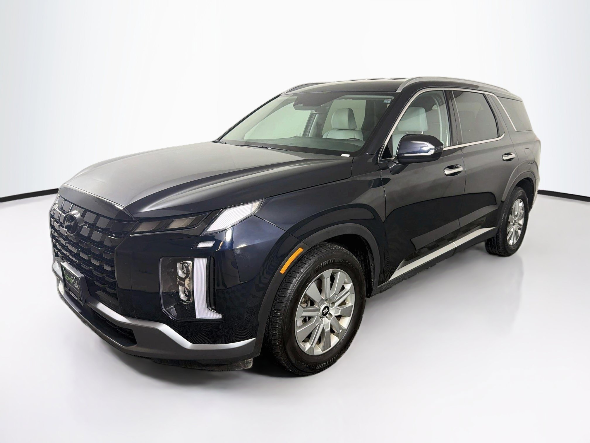 Used 2025 Hyundai Palisade SEL FWD image 3