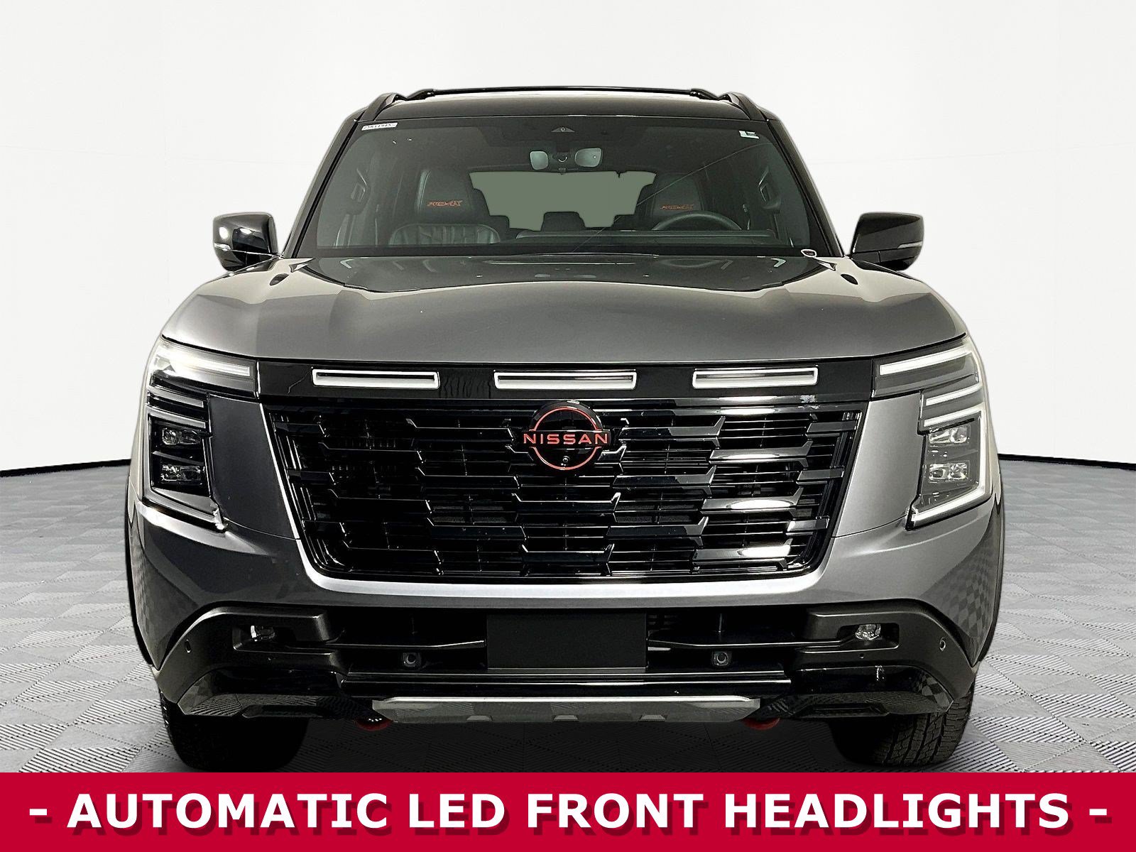 Certified 2025 Nissan Armada PRO-4X AWD/4WD image 2