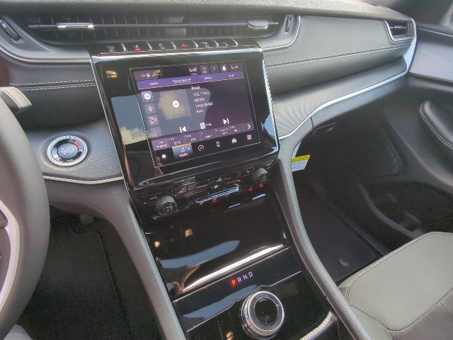 New 2026 Jeep Grand Cherokee Laredo X AWD/4WD image 17