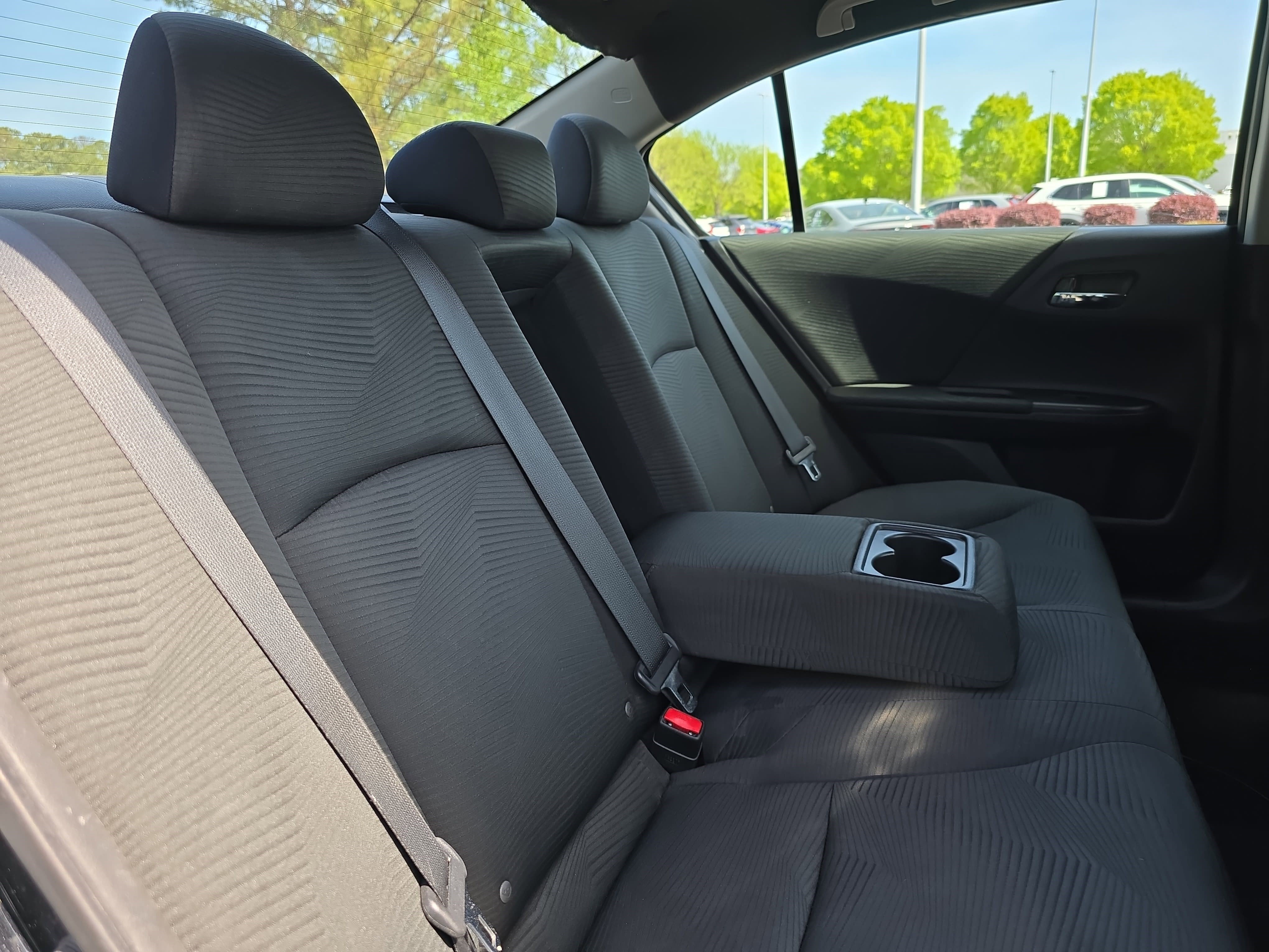 Used 2017 Honda Accord LX image 12