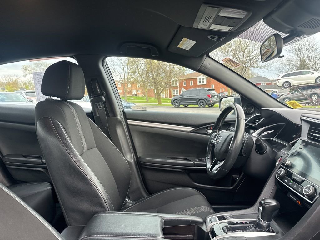 Used 2019 Honda Civic Sport image 17