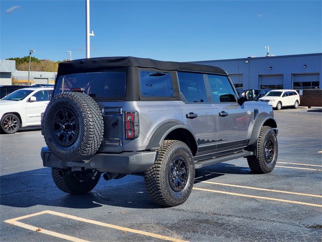 Used 2024 Ford Bronco Wildtrak image 3