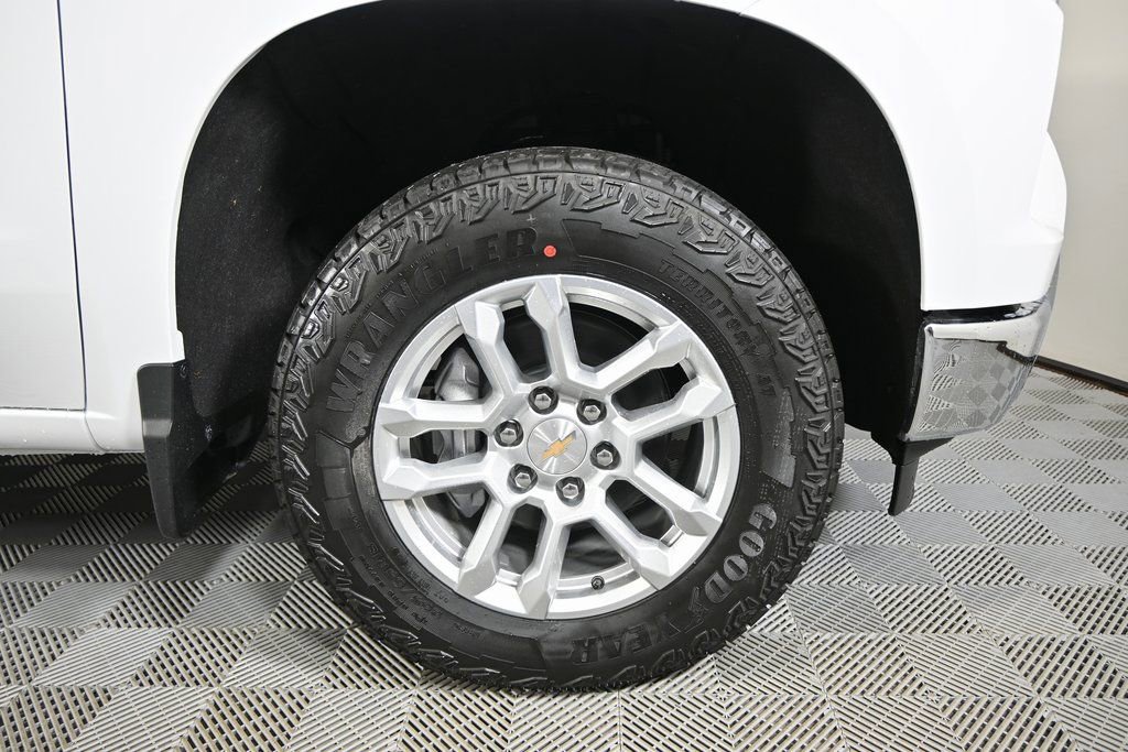New 2026 Chevrolet Silverado 1500 LT w/ Safety Package image 12