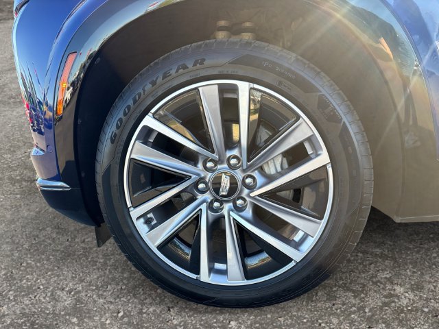 Certified 2026 Cadillac Vistiq Sport w/ LPO, Floor Liner Package AWD/4WD image 14