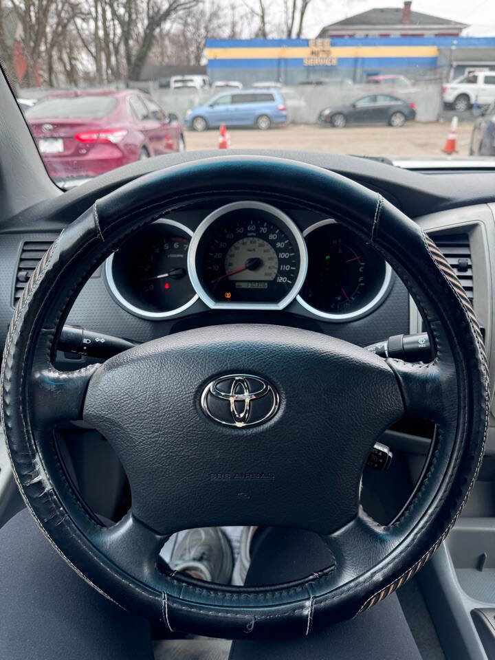 Used 2006 Toyota Tacoma PreRunner image 22