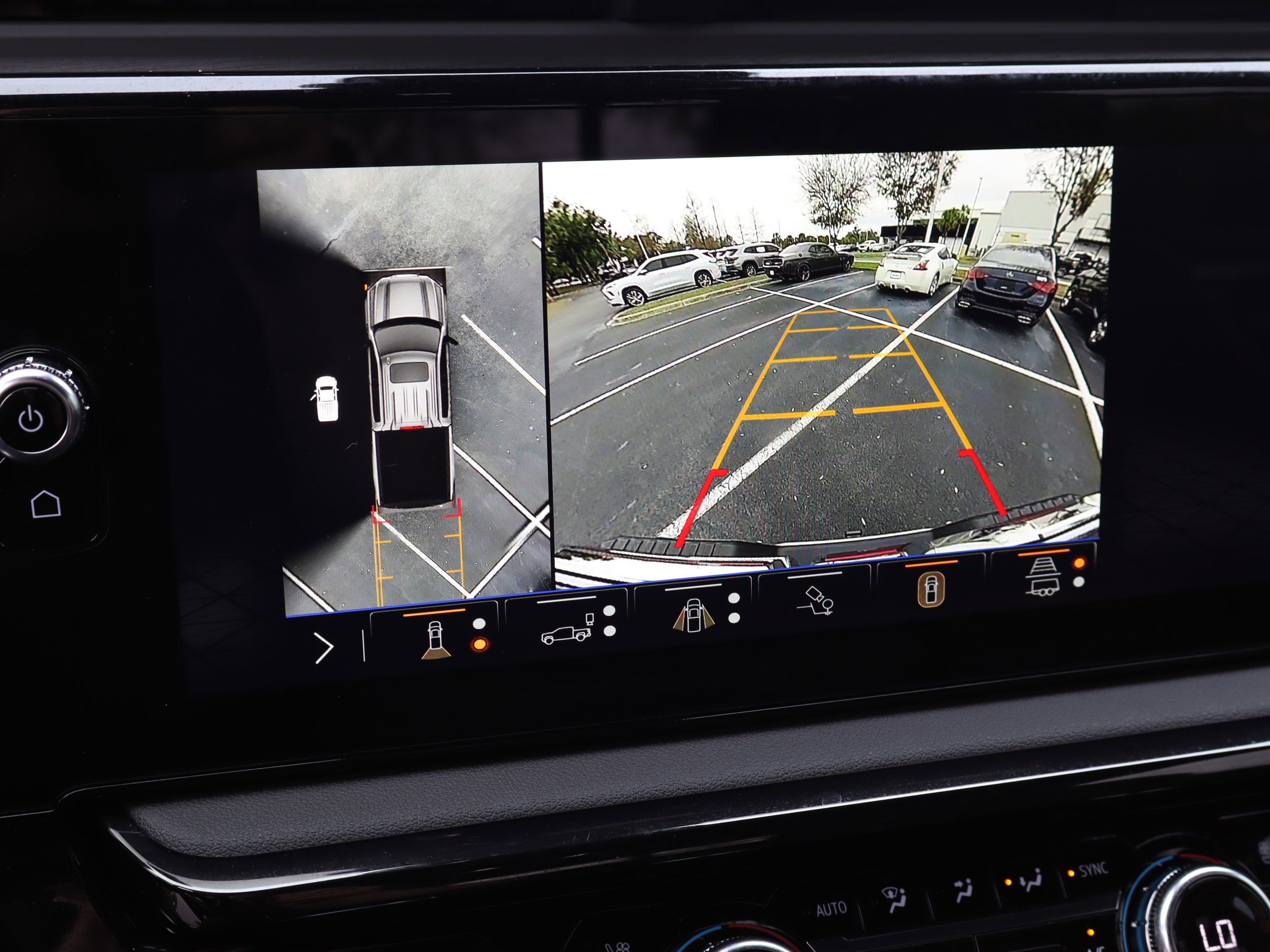 Used 2026 GMC Sierra 1500 AT4 w/ AT4 Premium Package image 33