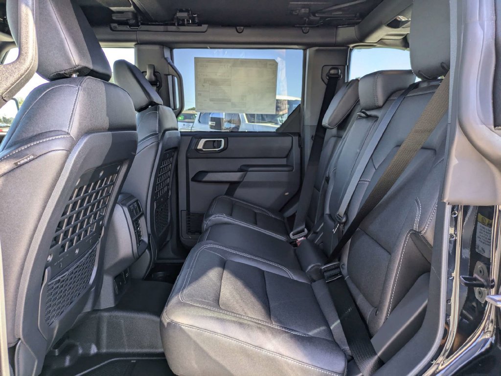 New 2026 Ford Bronco Badlands AWD/4WD image 14