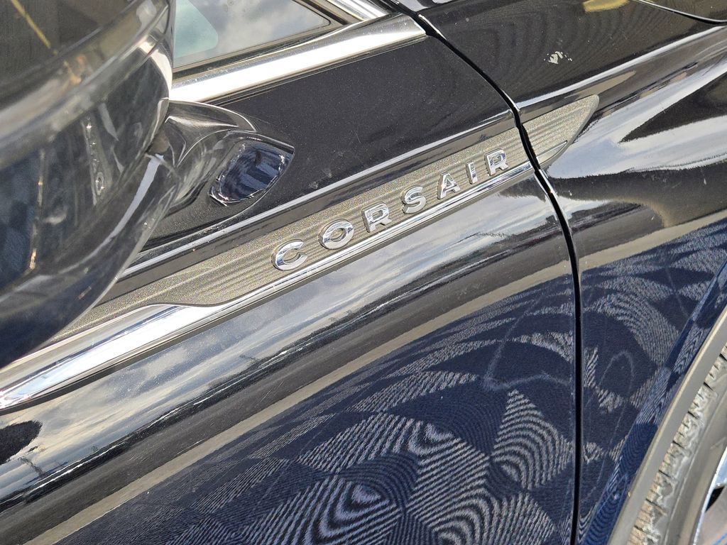 Used 2022 Lincoln Corsair Reserve w/ Equipment Group 201A image 31