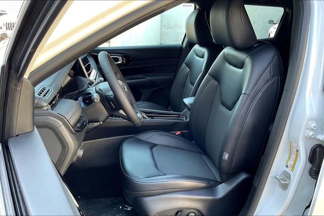 New 2026 Jeep Compass Latitude w/ Quick Order Package 29K image 8