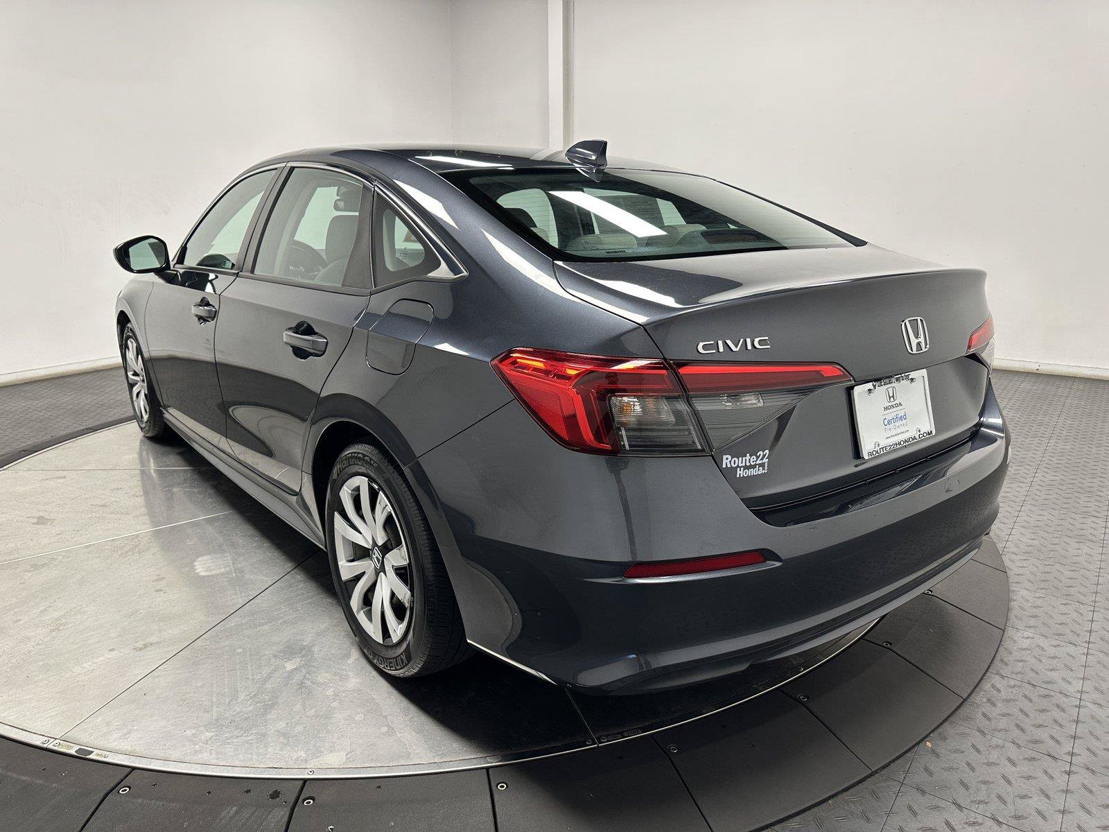 Used 2022 Honda Civic LX image 9