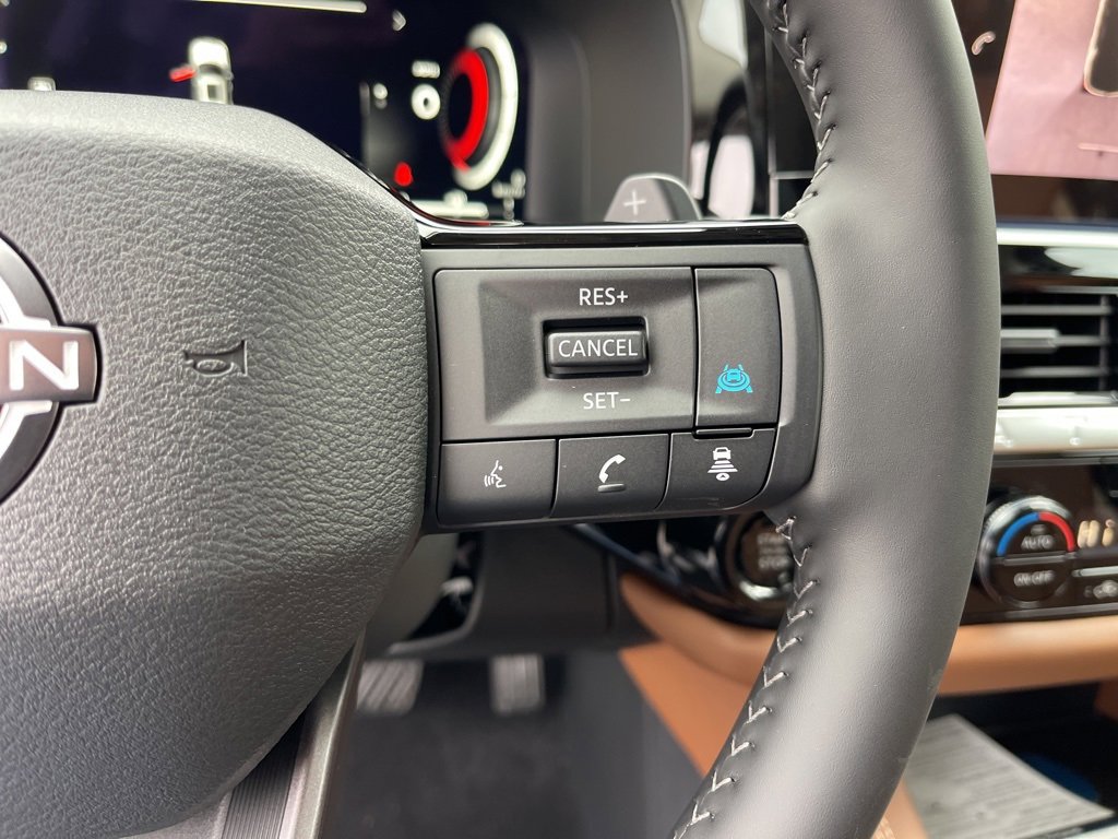 New 2026 Nissan Pathfinder Platinum image 16