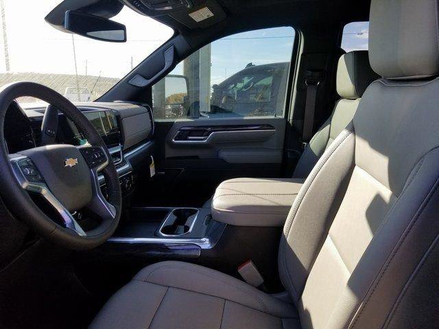 New 2026 Chevrolet Silverado 2500 LTZ w/ LTZ Convenience Package image 8