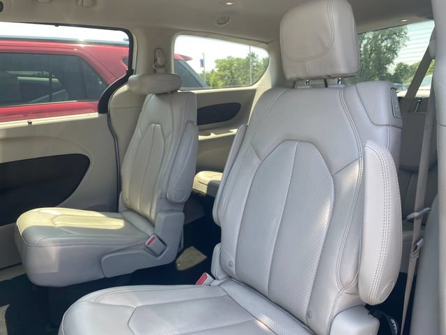 Used 2021 Chrysler Voyager Lxi FWD image 21