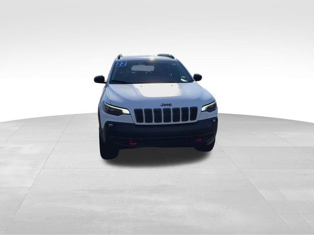 Used 2022 Jeep Cherokee Trailhawk w/ Comfort/Convenience Group AWD/4WD image 3