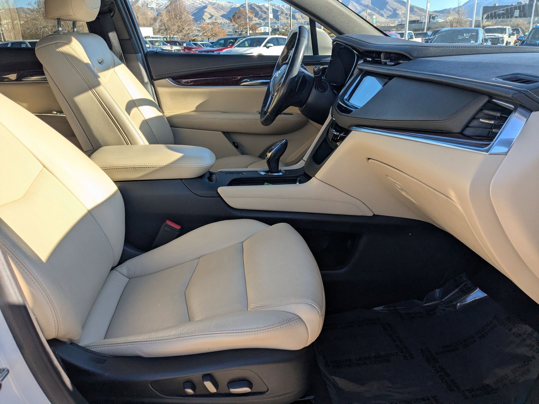 Used 2019 Cadillac XT5 Luxury image 20