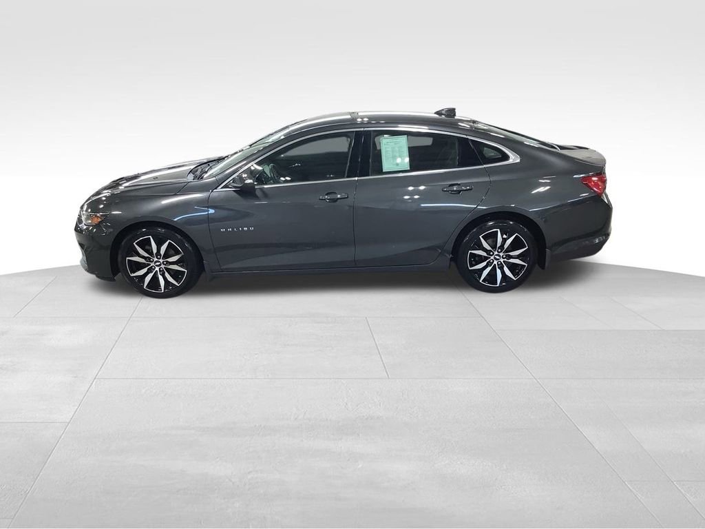 Used 2017 Chevrolet Malibu LT image 6
