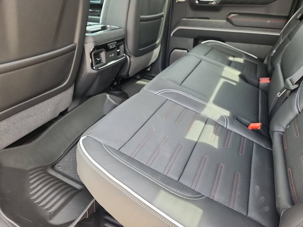 Used 2026 GMC Sierra 1500 AT4X w/ LPO, Black Badging Package AWD/4WD image 9