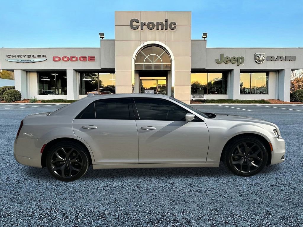 Used 2023 Chrysler 300 S image 2