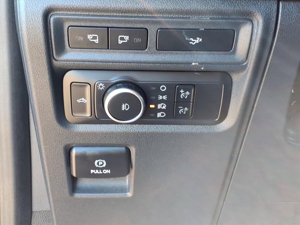 Used 2022 Ford F150 XLT w/ Equipment Group 302A High image 12