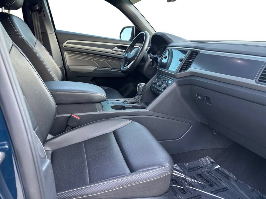 Used 2021 Volkswagen Atlas Cross Sport SE FWD image 15