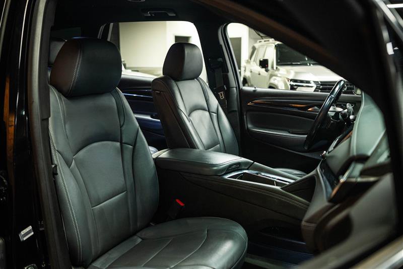 Used 2024 Buick Enclave Premium image 15