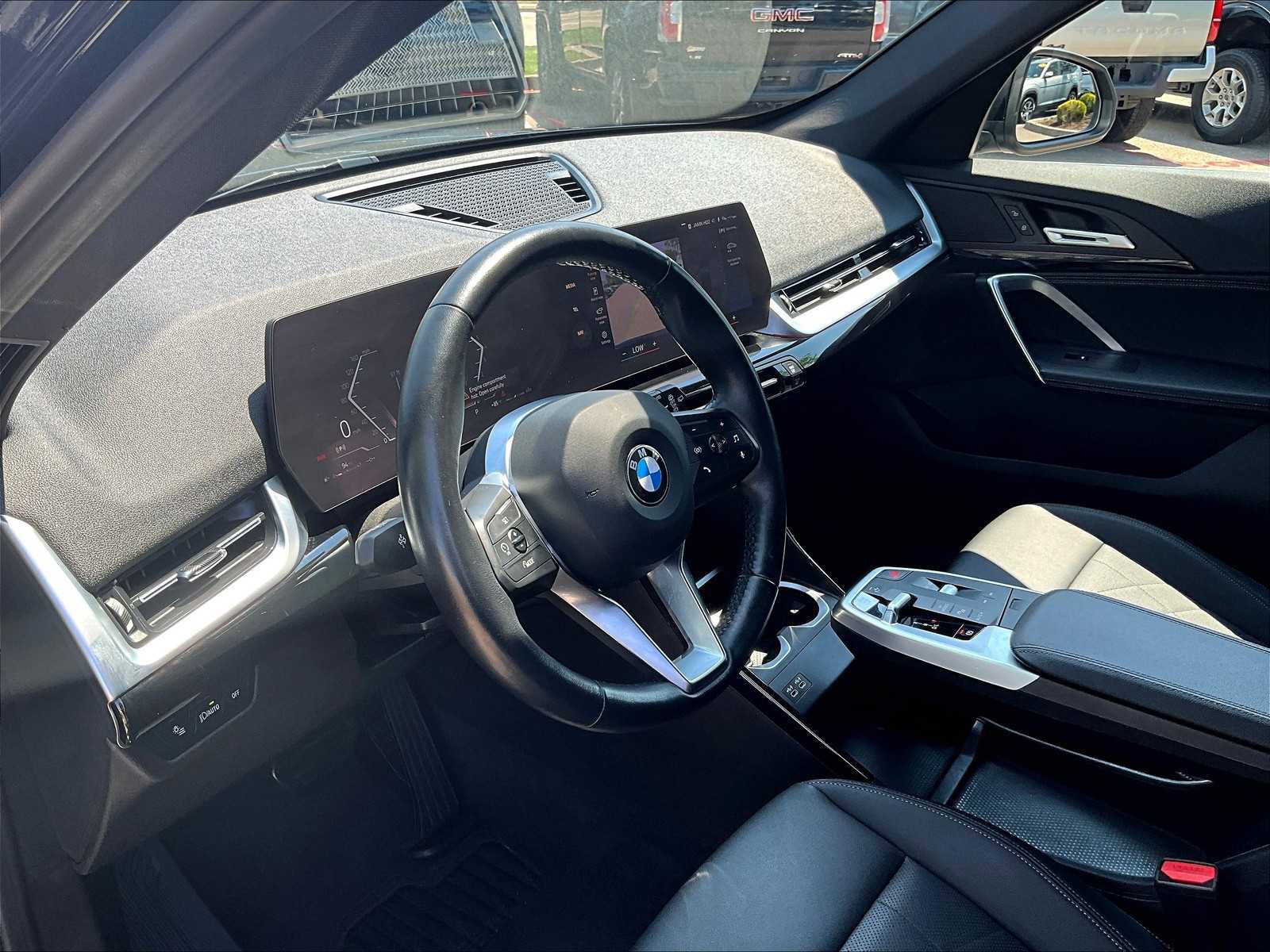 Used 2023 BMW X1 xDrive28i image 8