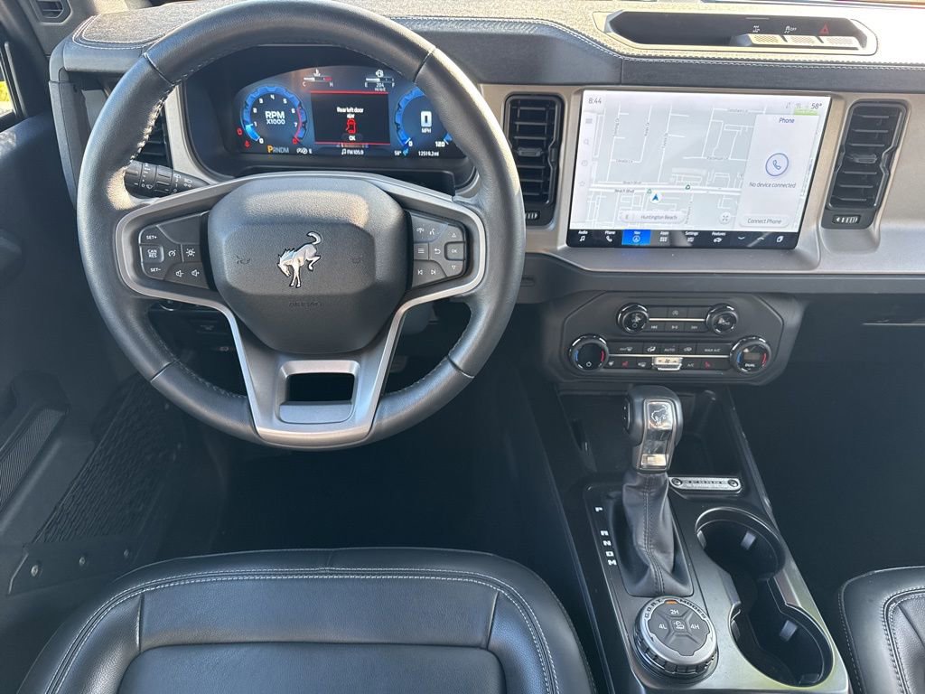 Used 2025 Ford Bronco Outer Banks image 11