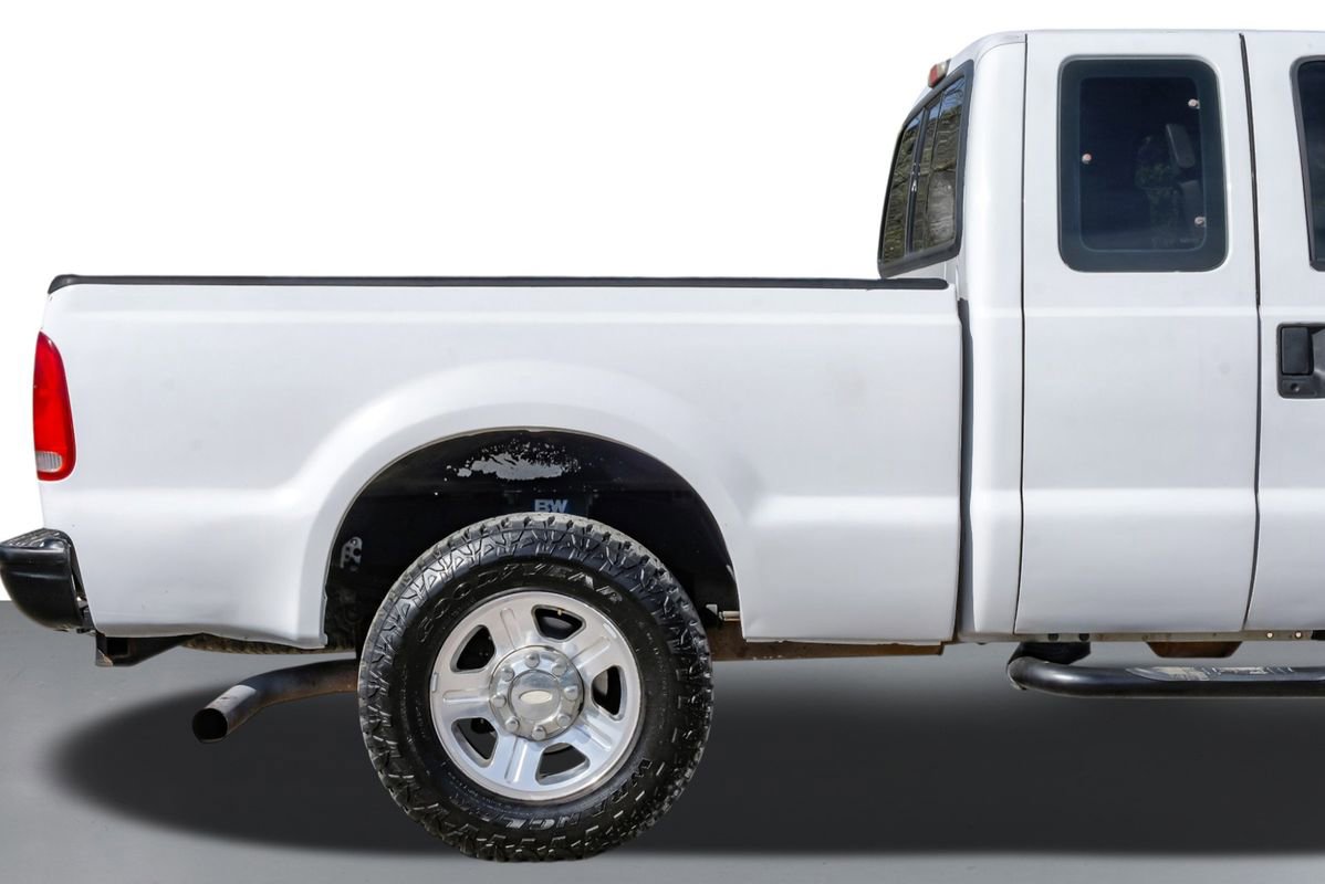 Used 2005 Ford F250 XL image 6