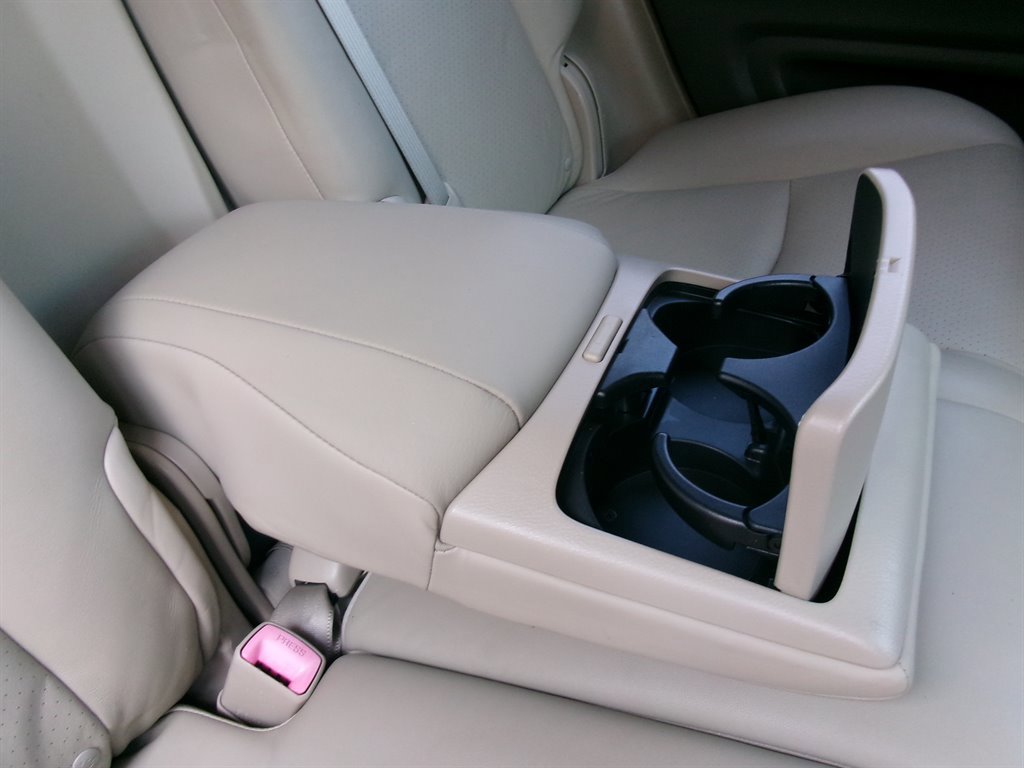 Used 2007 Toyota Highlander Limited image 27