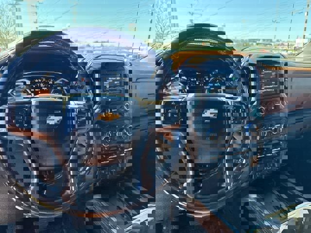 Used 2021 Chevrolet Silverado 3500 High Country image 27