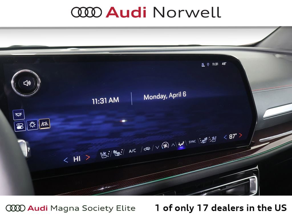 Used 2024 Chevrolet Traverse RS image 4