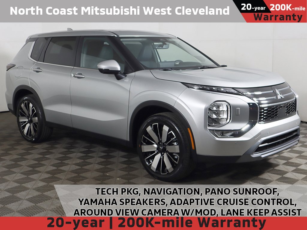 New 2025 Mitsubishi Outlander SE image 1