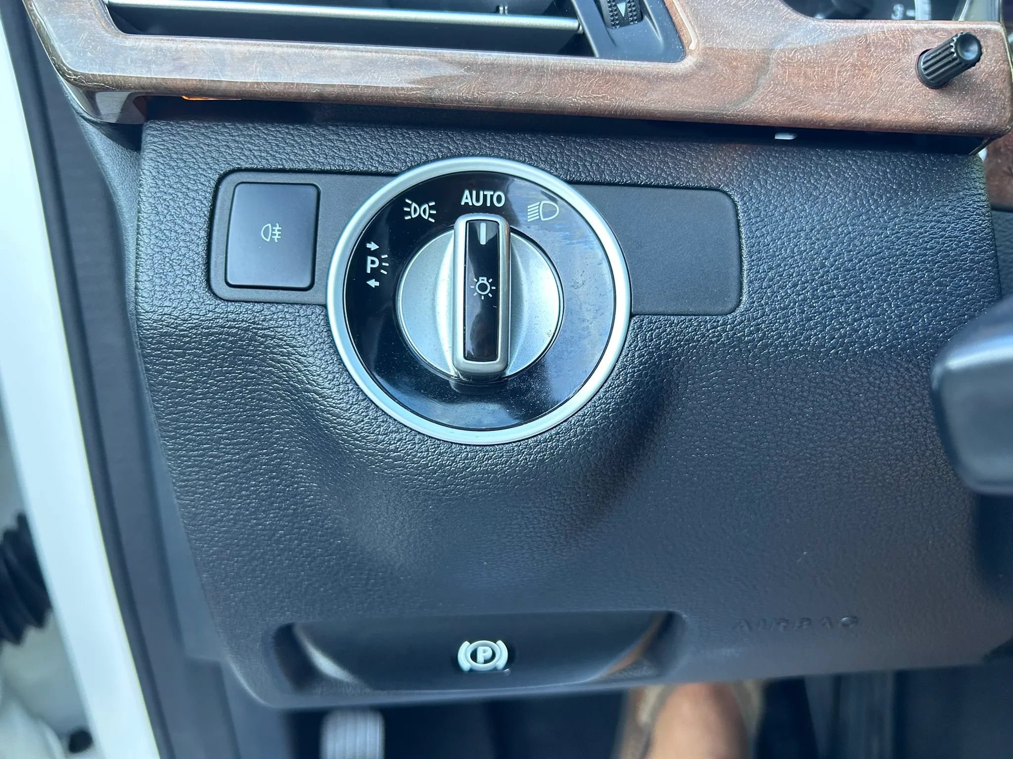 Used 2012 Mercedes-Benz E 350 Sedan image 45