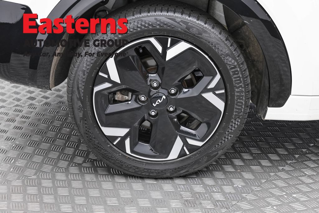 Used 2024 Kia Niro Wind w/ Wind Preserve Package FWD image 31