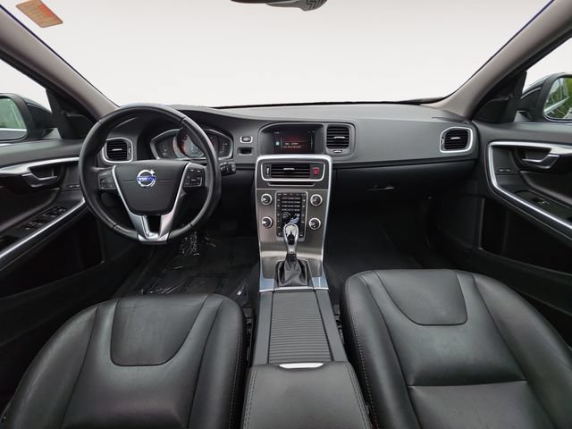 Used 2016 Volvo V60 T5 Premier AWD/4WD image 10