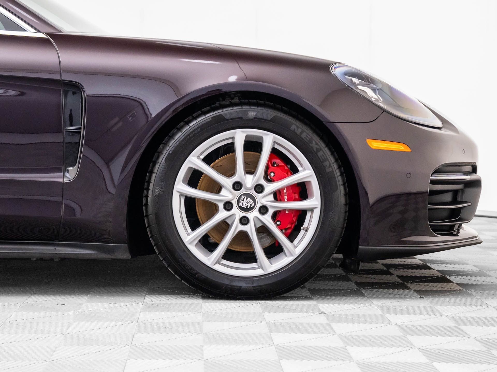 Used 2022 Porsche Panamera 4S image 33