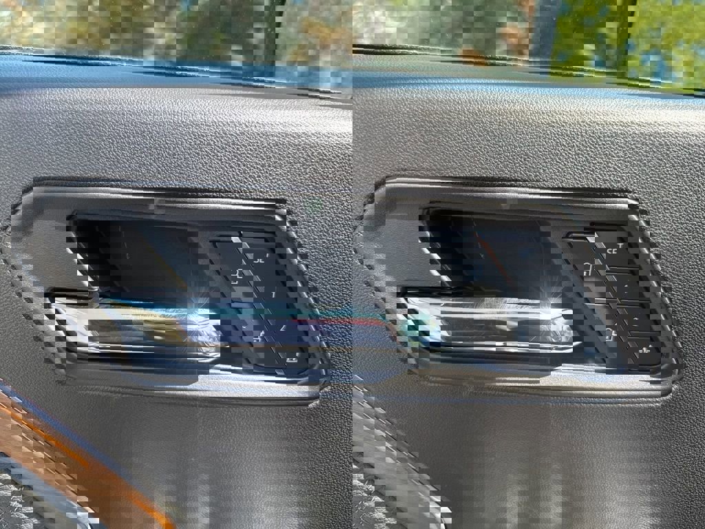 New 2026 GMC Canyon Denali image 21
