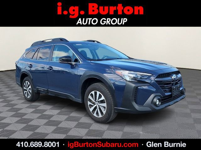 Used 2025 Subaru Outback Premium image 1
