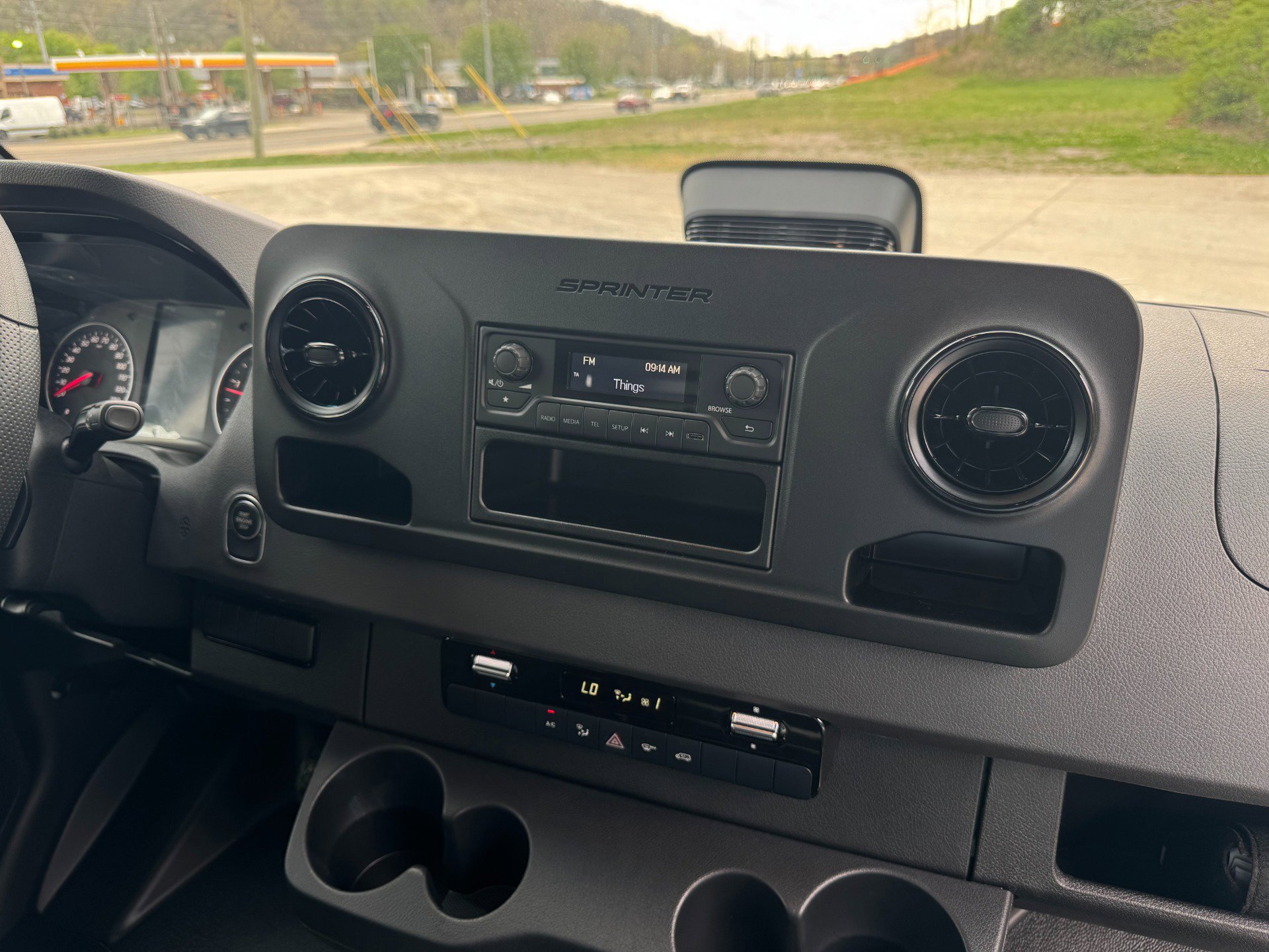 Used 2025 Mercedes-Benz Sprinter 2500 image 46