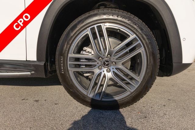 Certified 2025 Mercedes-Benz GLS 450 4MATIC image 11
