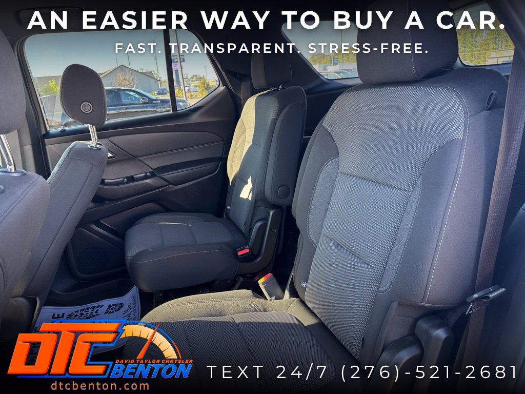 Used 2023 Chevrolet Traverse LT FWD image 26