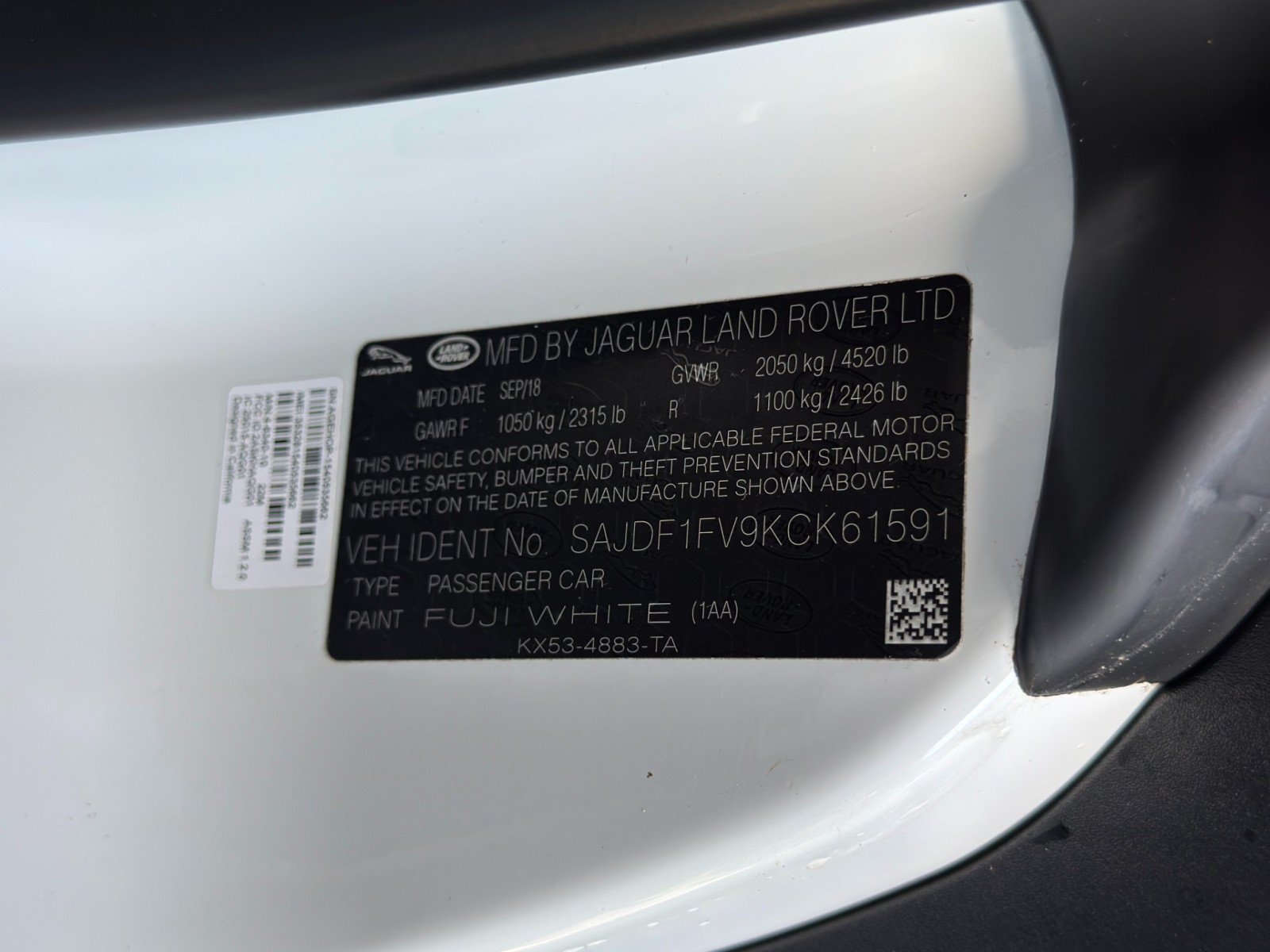 Used 2019 Jaguar F-TYPE R-Dynamic RWD image 43