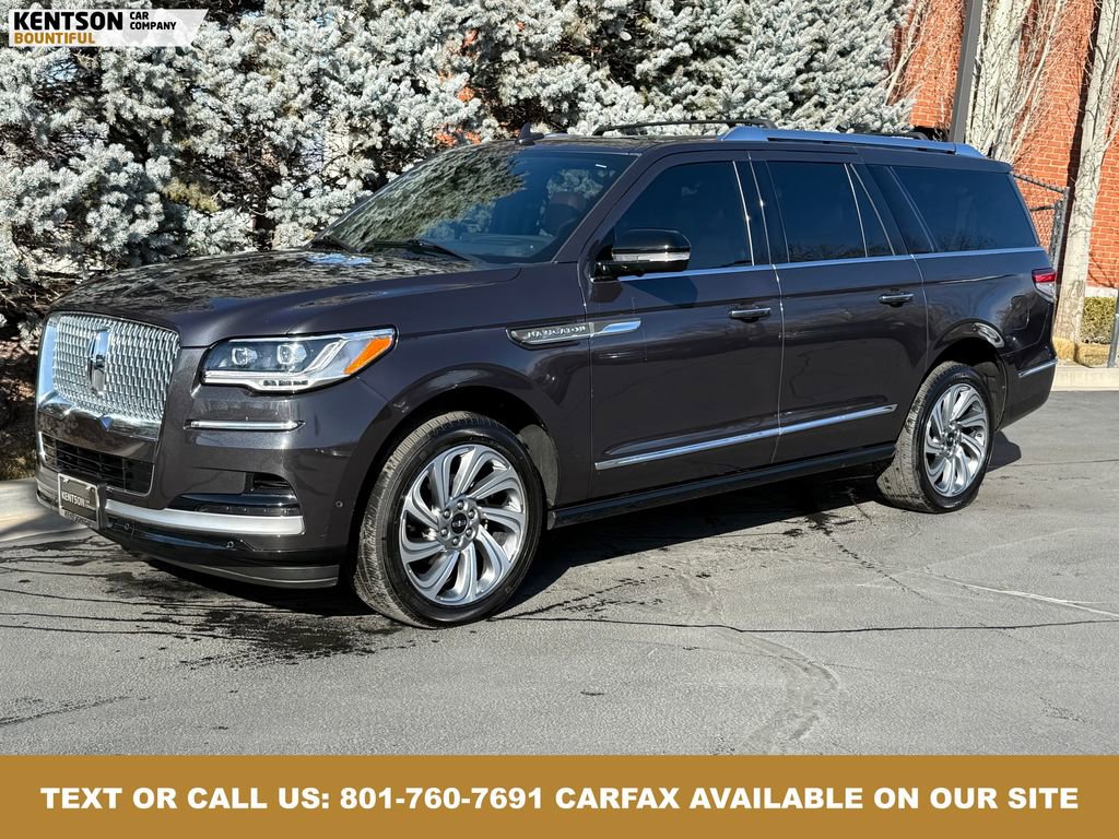Used 2024 Lincoln Navigator L Reserve image 1